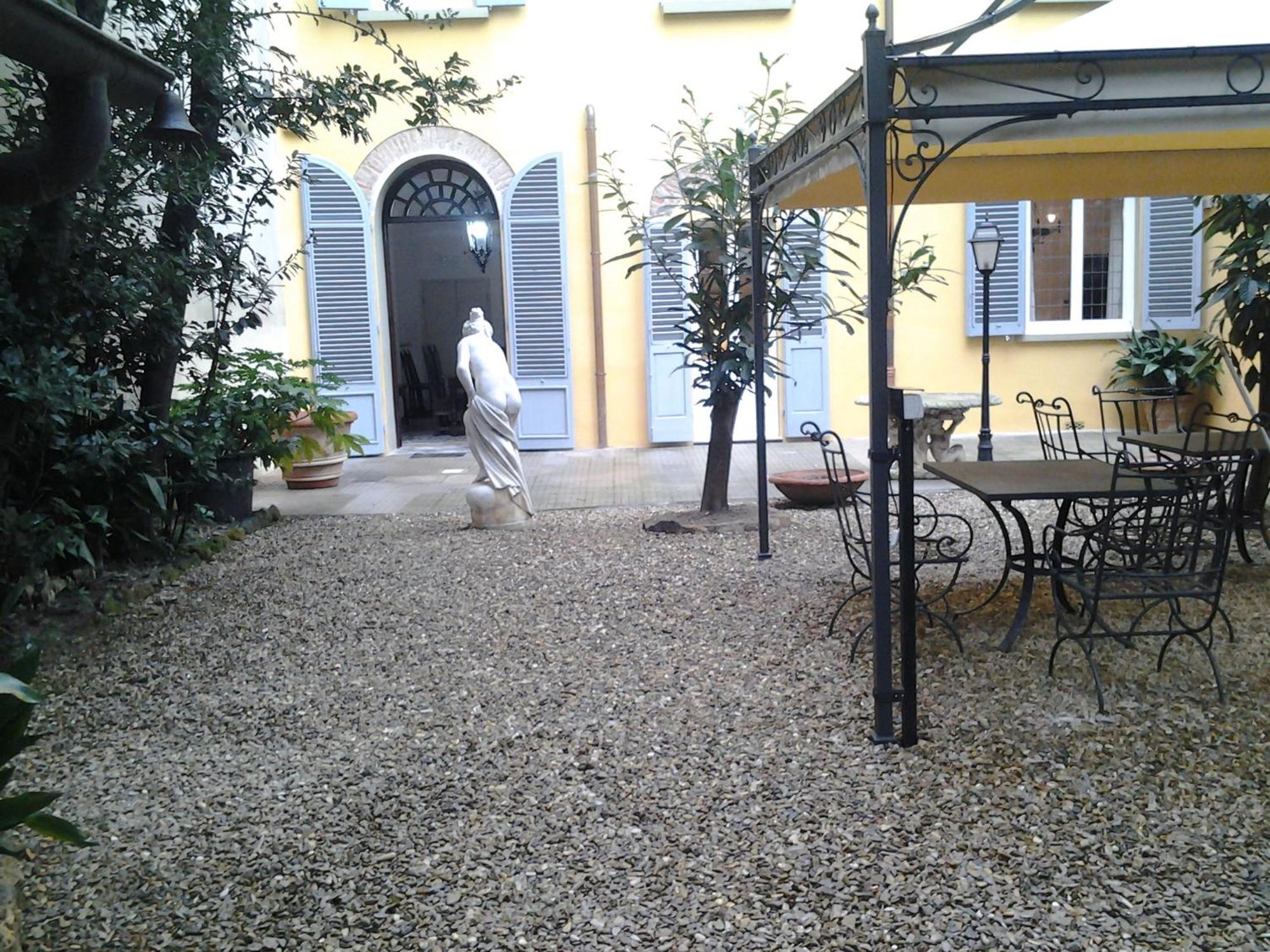 Apartamento Little Garden Donatello Florencia Exterior foto